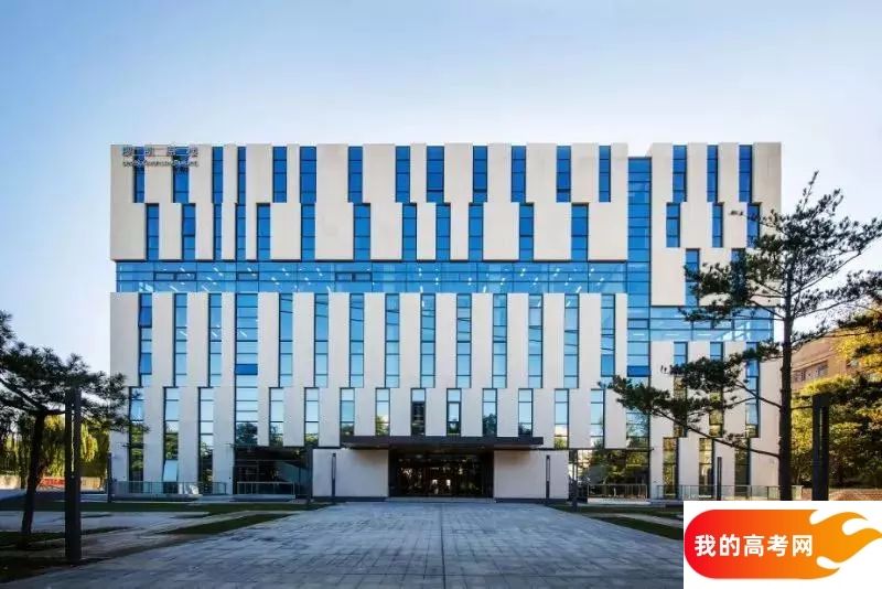 沈阳城市学院2024年在四川录取分数线、对应位次（附近几年最低录取分数线及位次排名）