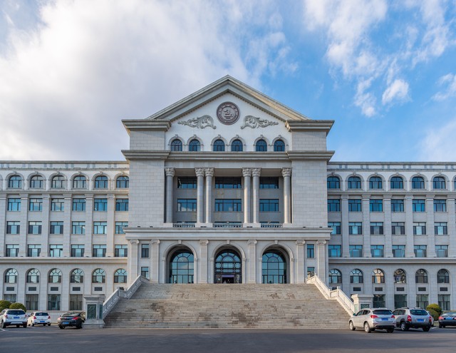 吉林艺术类大学有哪些?附2025年最低录取分数线汇总(图3) 吉林艺术类大学有哪些?附2025年最低录取分数线汇总(图3)