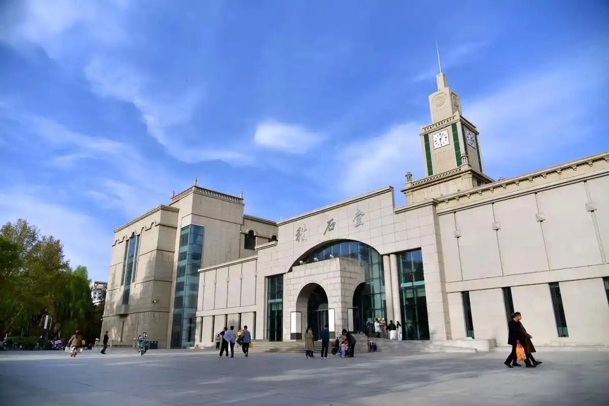 2026 年甘肃本科大学名单及 2025 年录取分数线、院校排名全汇总(图1) 2026 年甘肃本科大学名单及 2025 年录取分数线、院校排名全汇总(图1)