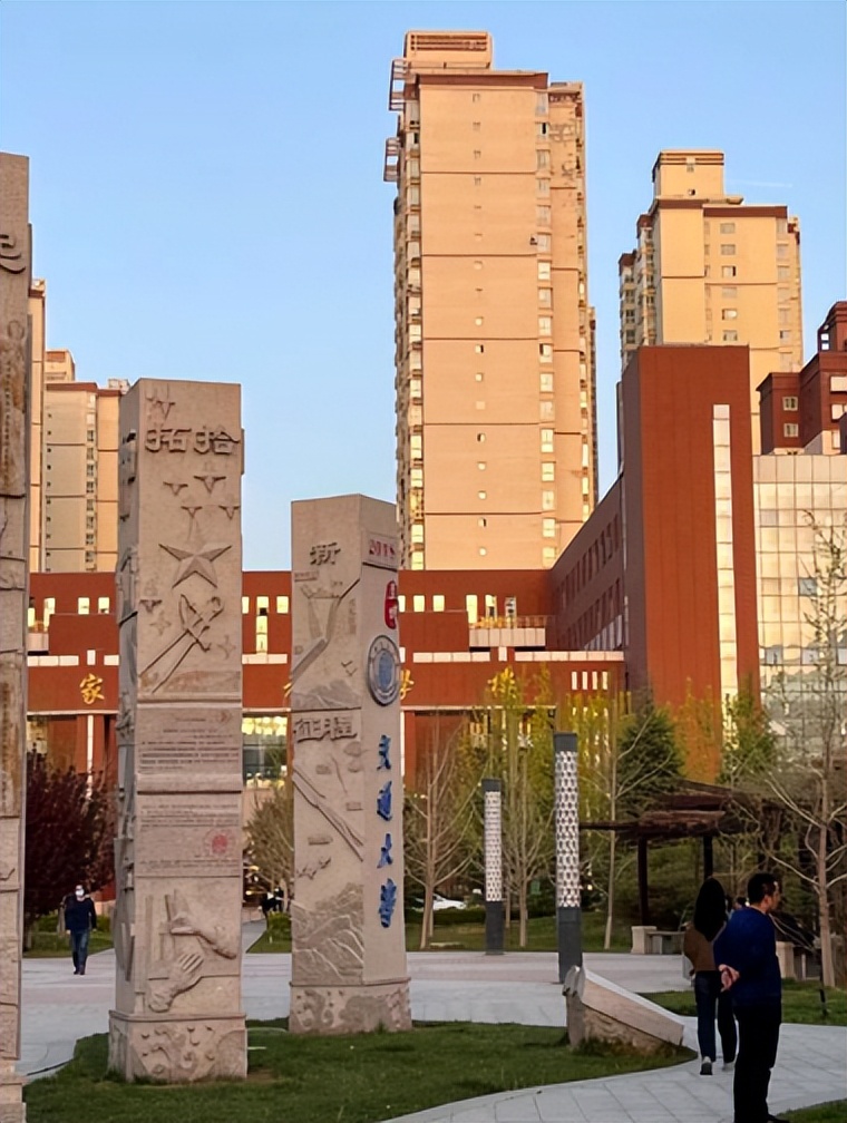 2026 年甘肃本科大学名单及 2025 年录取分数线、院校排名全汇总(图2) 2026 年甘肃本科大学名单及 2025 年录取分数线、院校排名全汇总(图2)