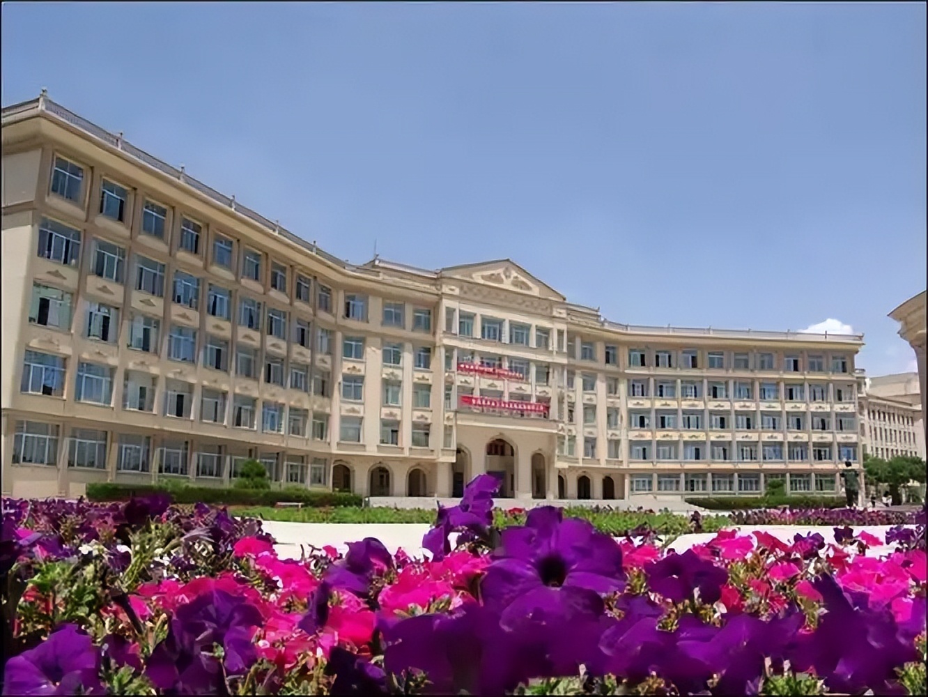 甘肃省专科院校一览表!附2025年录取分数线、最新排名(图1) 甘肃省专科院校一览表!附2025年录取分数线、最新排名(图1)