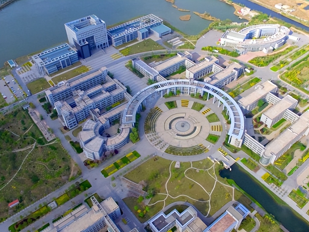 2026 天津公办二本大学有哪些!这 10 所实力最强,附最新分数线(图2) 2026 天津公办二本大学有哪些!这 10 所实力最强,附最新分数线(图2)
