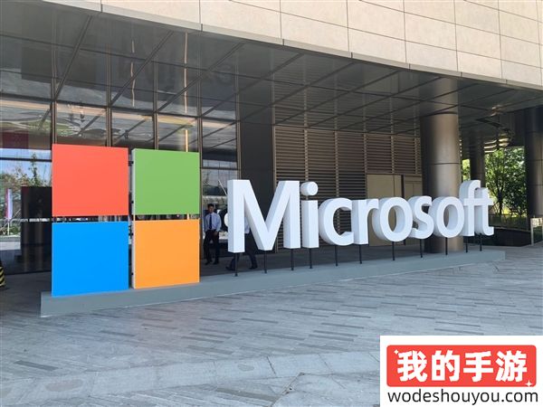 黄仁勋对微软认怂！NVIDIA管的太严惹恼微软！