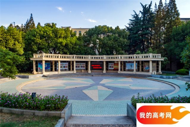 河北位次排名多少能上商丘医学高等专科学校？附2022-2024年专业录取最低分及位次(图1)