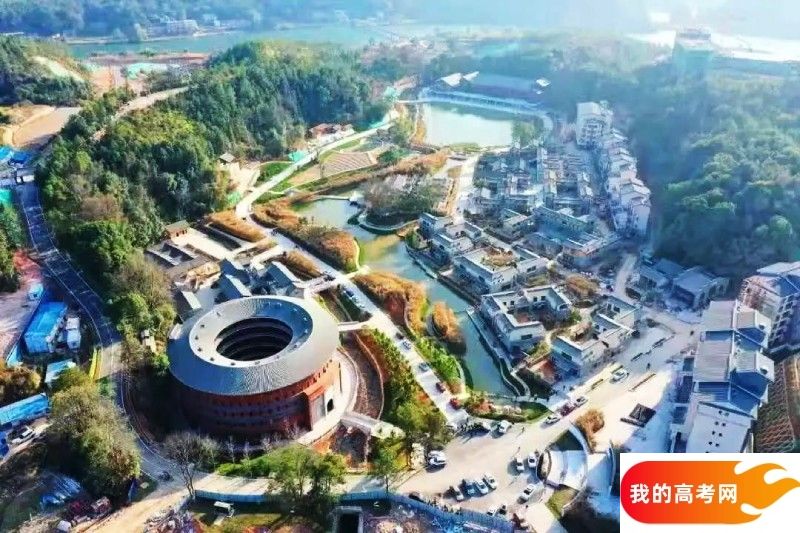 北京联合大学2024年在河南录取分数线、对应位次（附近几年最低录取分数线及位次排名）(图1)