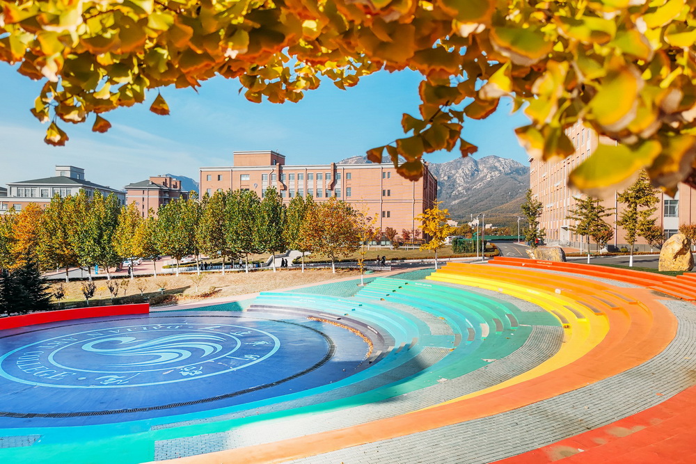 2024年中国科学技术大学在云南录取分数线（附近几年最低位次排名）(图1)